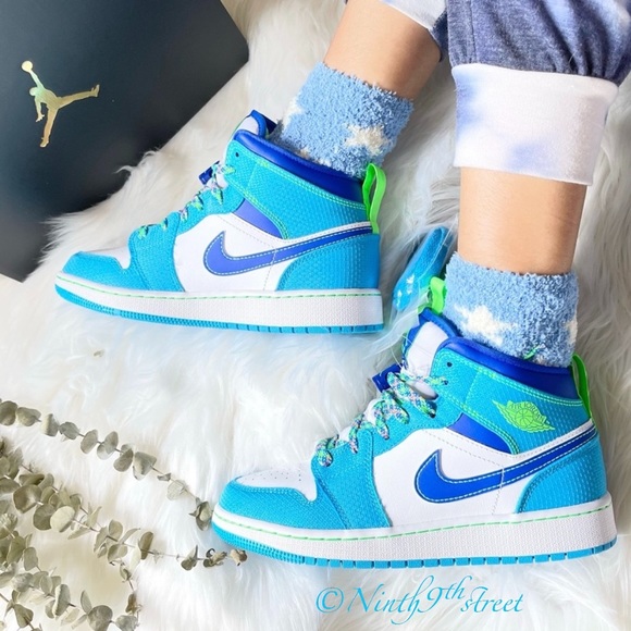 Nike Air Jordan 1 Mid SE Sprite Blue Women’s 6.5 New Y5 - Picture 4 of 16